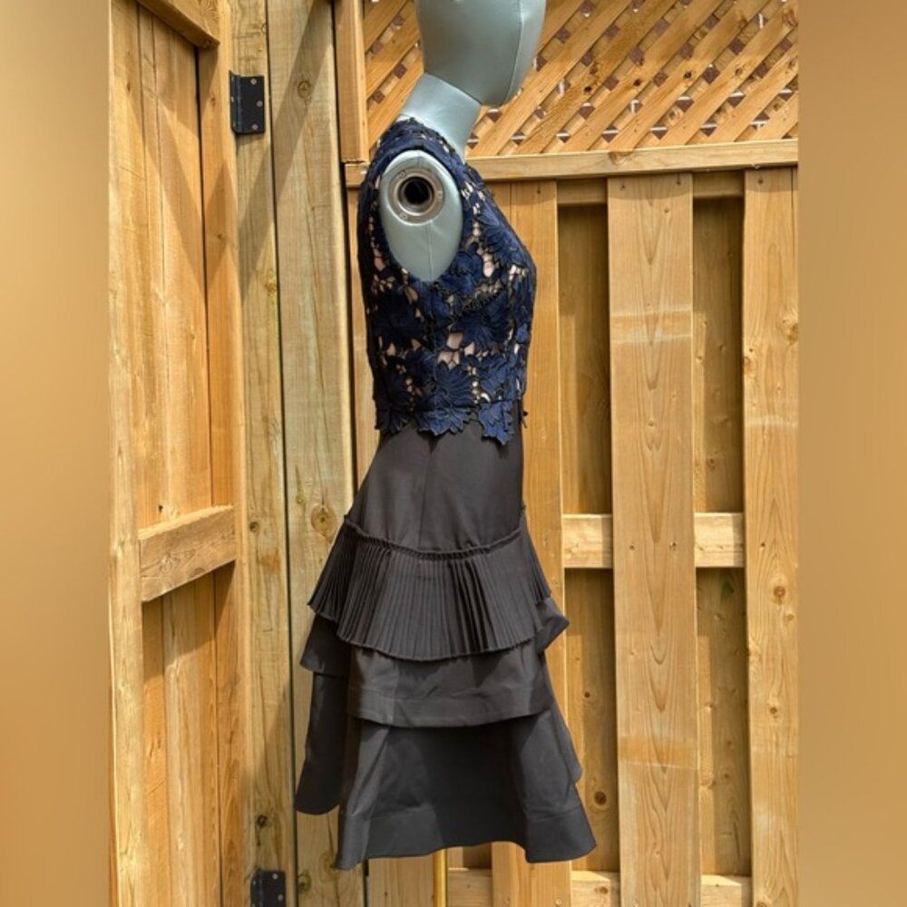 🆕 BRONX & BANCO 🧿 NWOT Navy Lace & Black Tiered Midi Dress, Sz AU 8 US 4 - Picture 5 of 13
